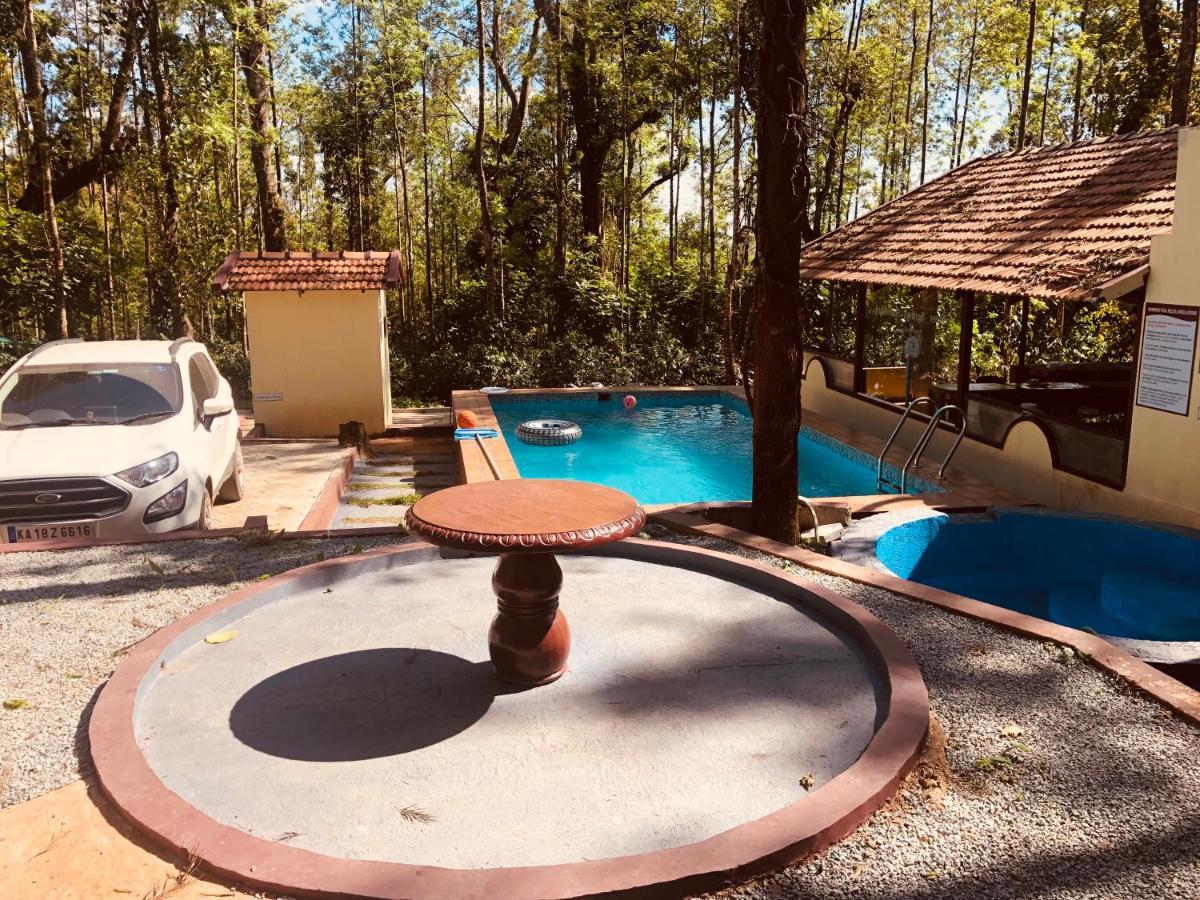 Silver Springs Homestay Chickmagalur Chikmagalūr Exterior foto
