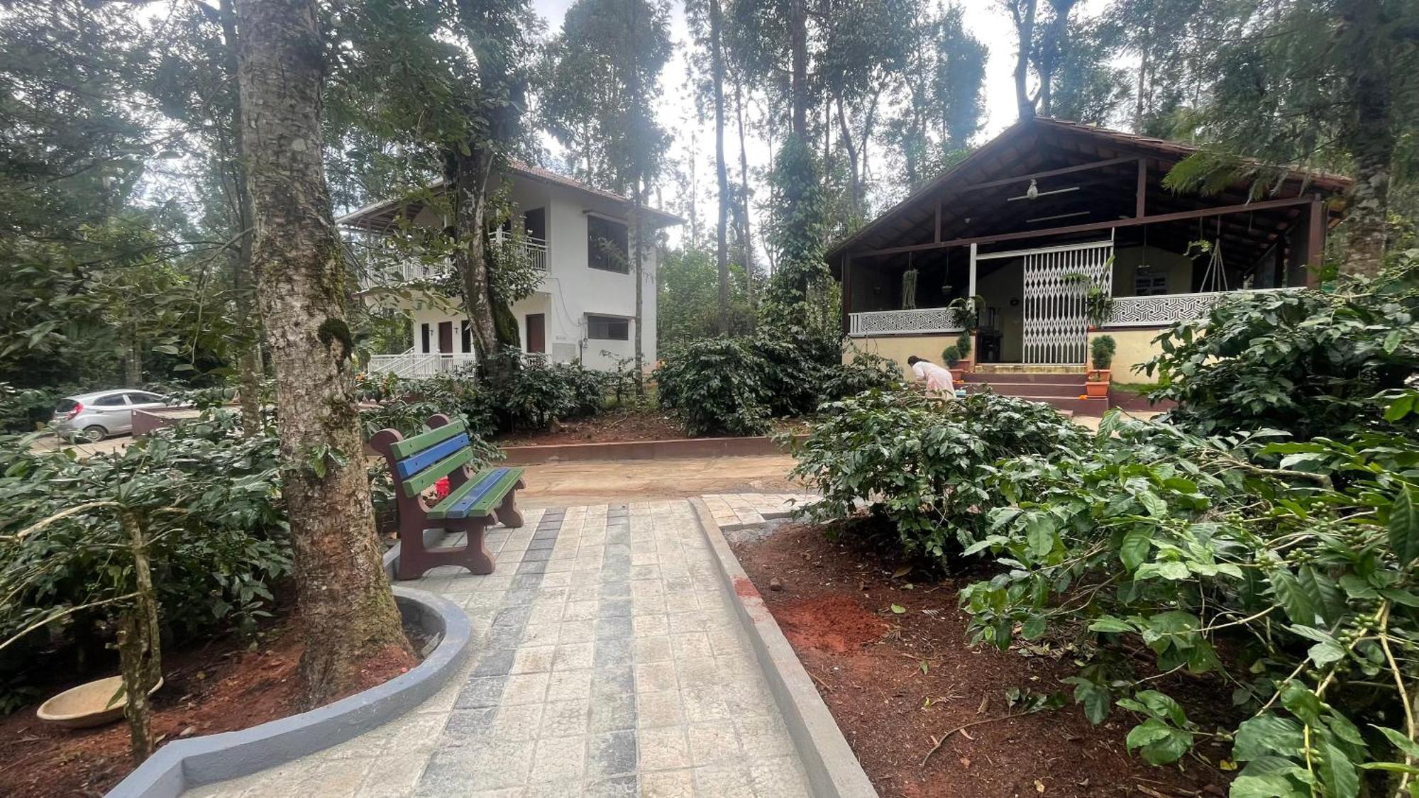 Silver Springs Homestay Chickmagalur Chikmagalūr Exterior foto