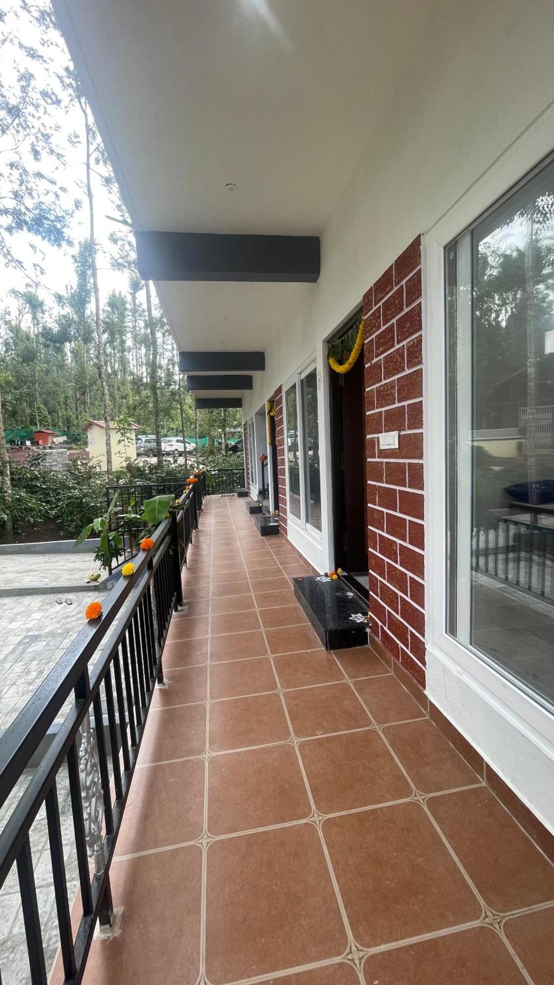 Silver Springs Homestay Chickmagalur Chikmagalūr Exterior foto